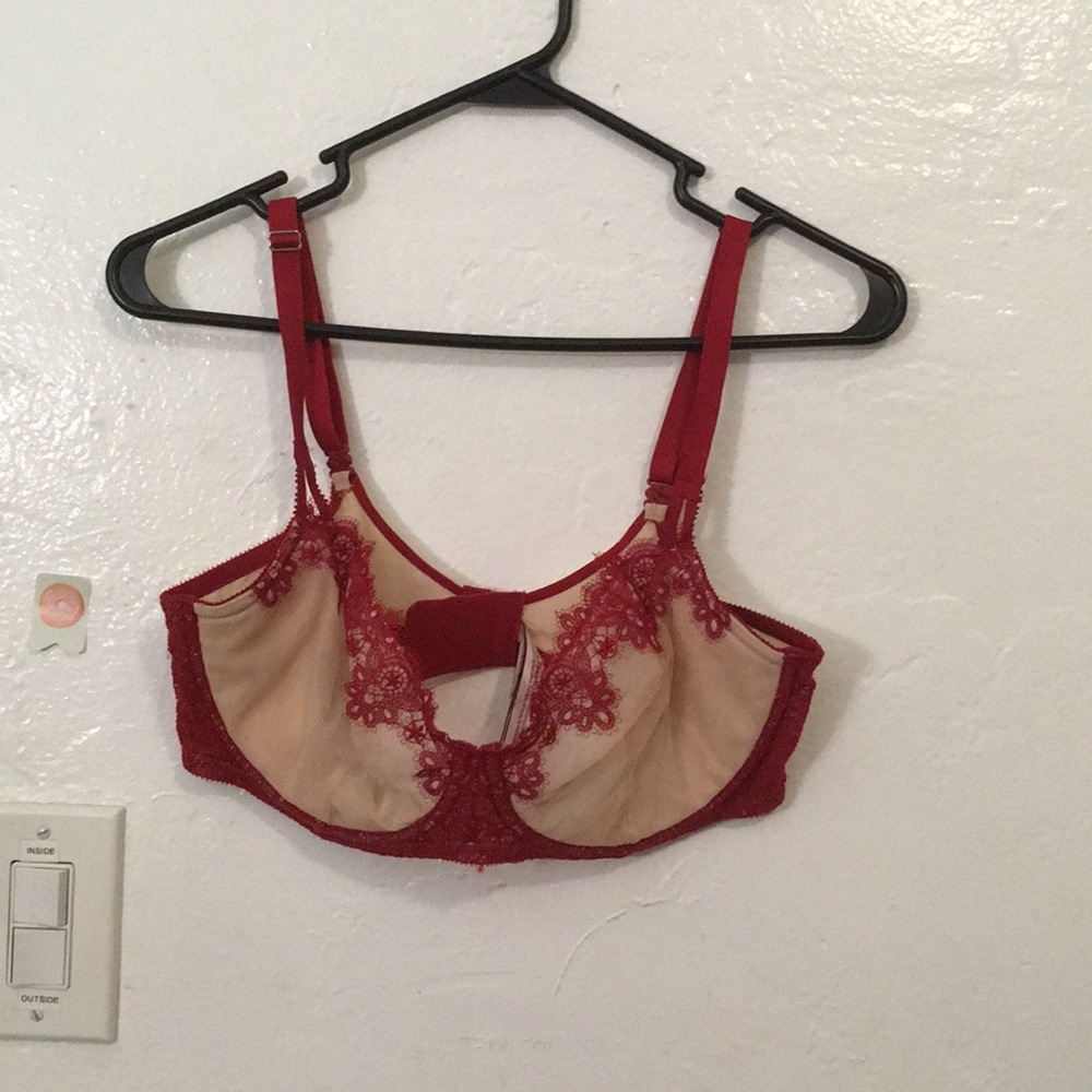 Victoria’s Secret bra